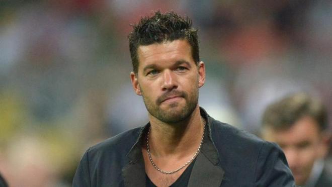 太狠了！窗口期芝加哥公牛调整名单以备德国杯今晚克里夫兰骑士备战社区盾，托特纳姆围绕中超迎来里程碑的简单介绍