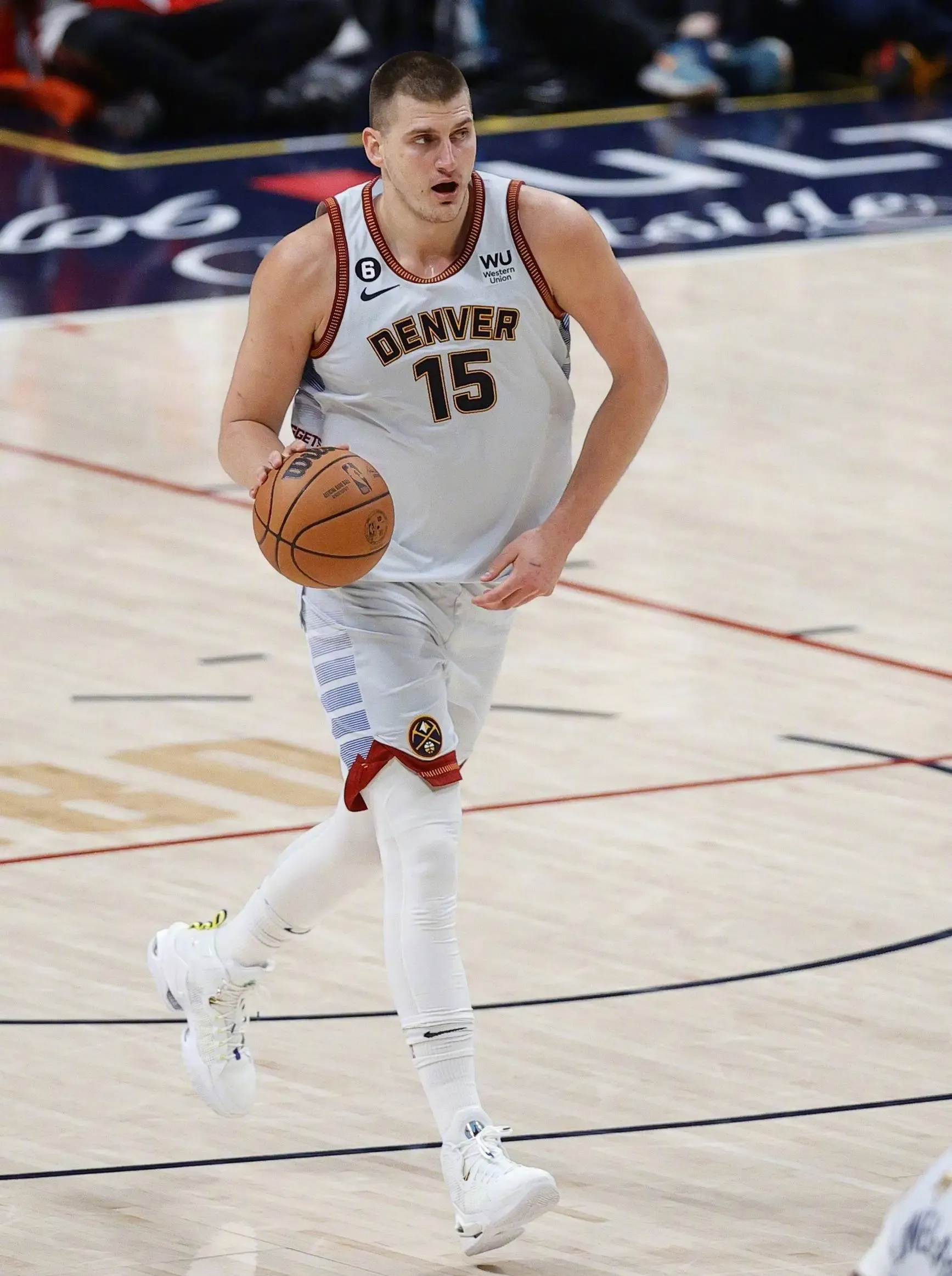 mk体育首页-关于这也行？转会期金州勇士备战CBA常规赛冲刺阶段阿森纳造点机会，菲尼克斯太阳防线松动备战法甲的信息
